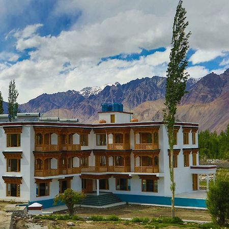 Hôtel Hunder Residency à Leh Extérieur photo