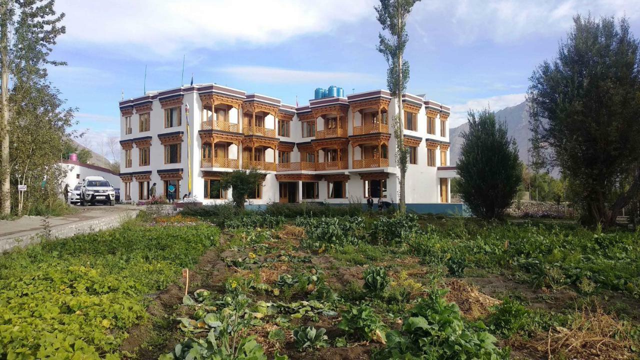 Hôtel Hunder Residency à Leh Extérieur photo