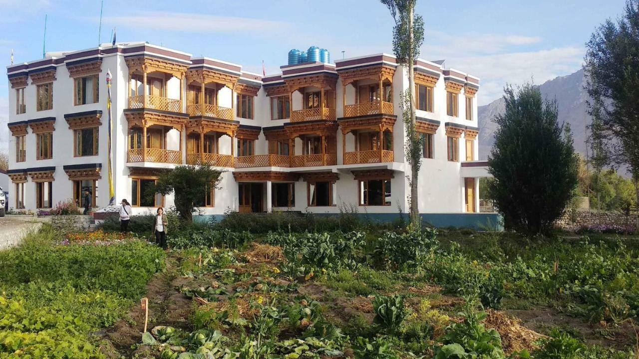 Hôtel Hunder Residency à Leh Extérieur photo