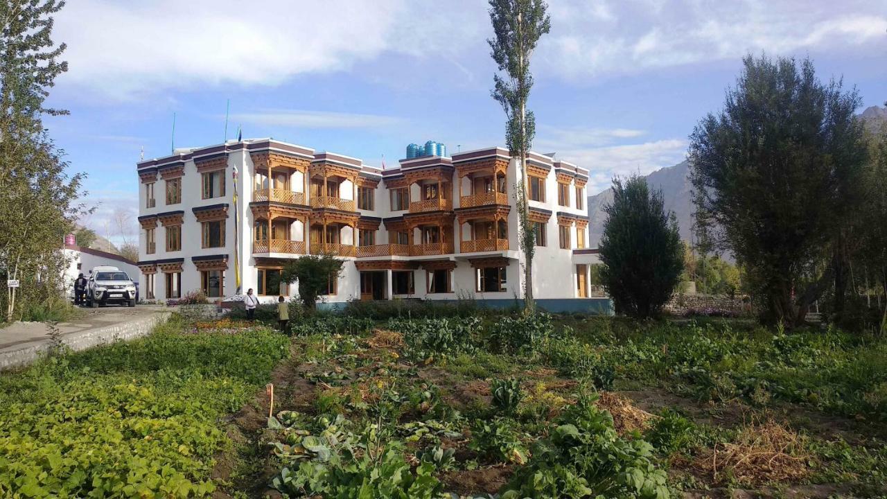Hôtel Hunder Residency à Leh Extérieur photo